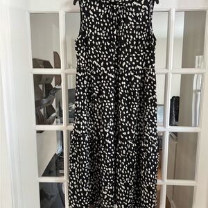 Elegant Black and White Patterned Midi Dress